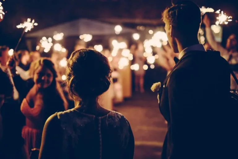 Year end party, ý tưởng chủ đề và kịch bản tiệc cuối năm công ty